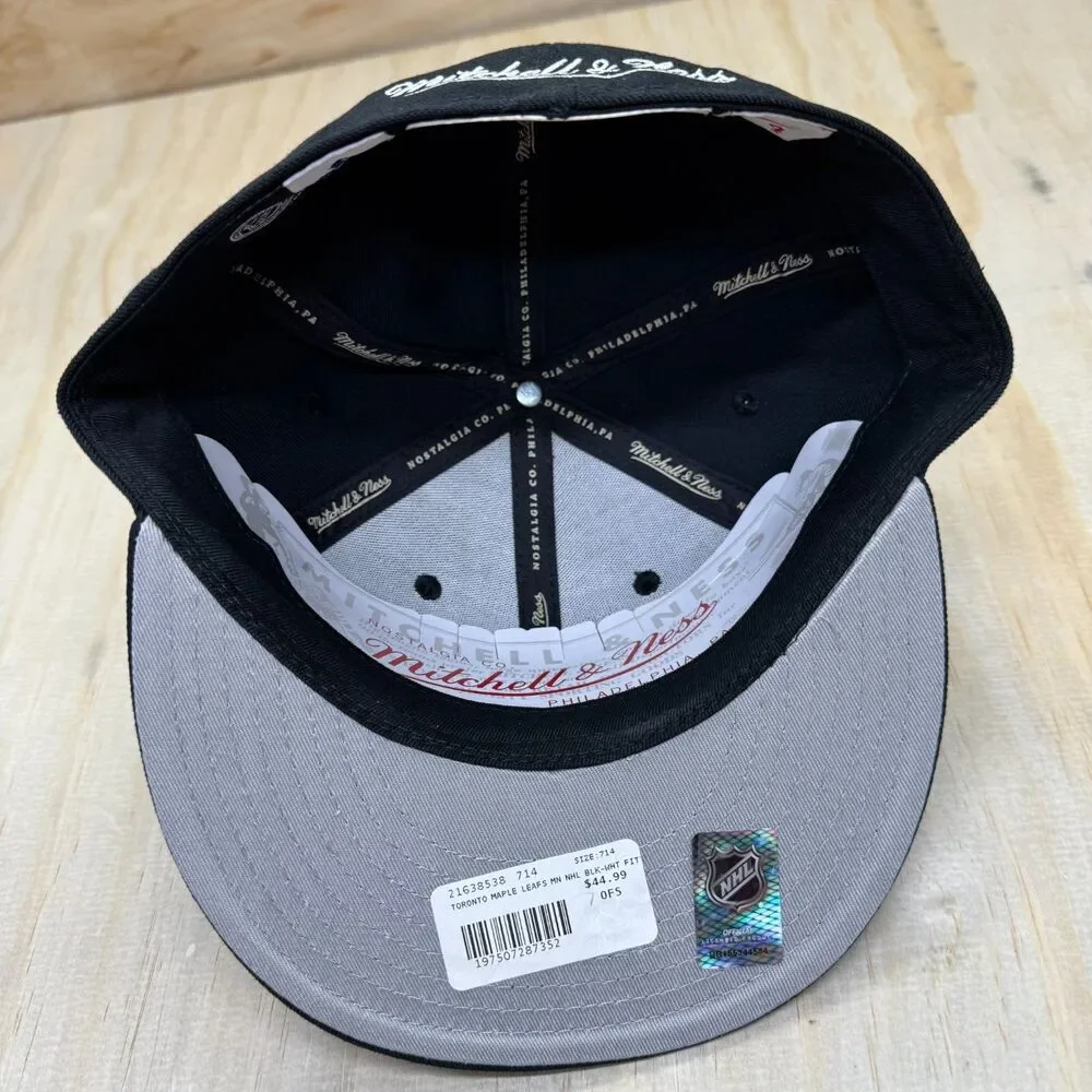 NEW Toronto Maple Leafs Mitchell Ness Liberty Fitted Hat Cap Black White 7 1/4